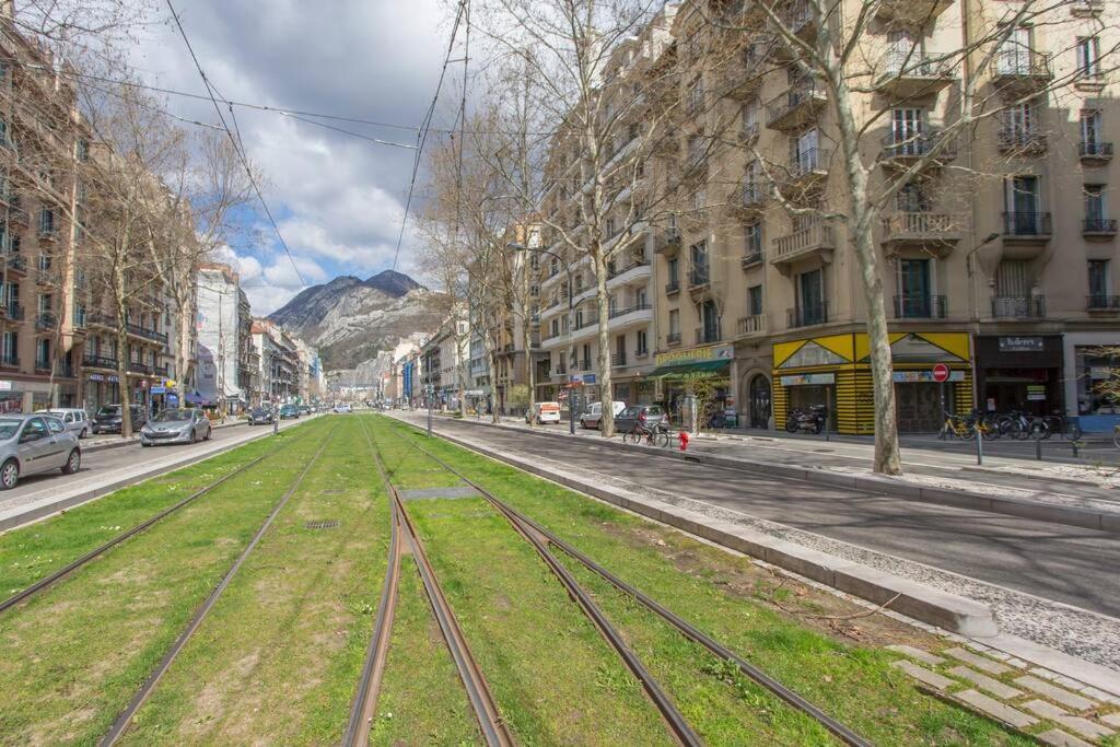 Le Jaures, Logement D'Exception Grenoble Bagian luar foto
